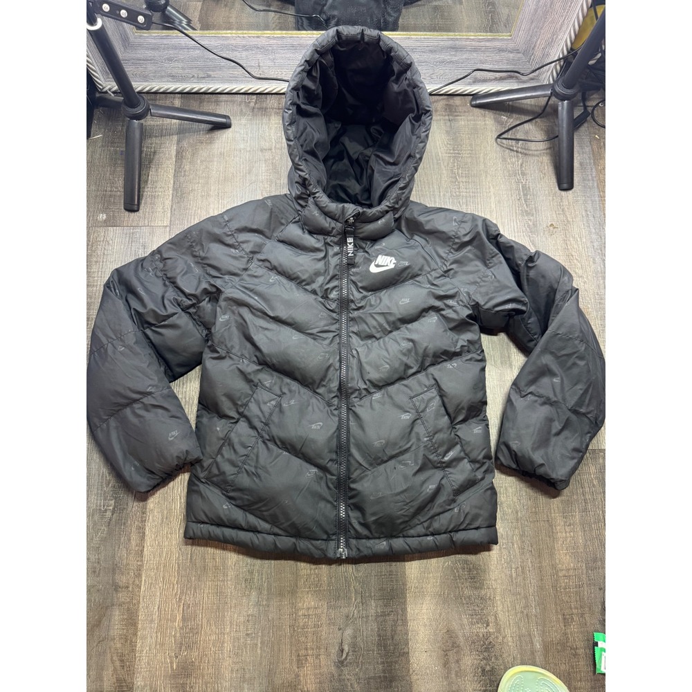 Nike Kids Black Puffer Jacket Hooded Chevron‎ Logo Print Size Small S
